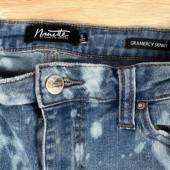 Nanette Lepore Gramercy Skinny Jeans Raw Cut Hemline Bleach Upcycled Women’s 8 - Picture 5 of 9